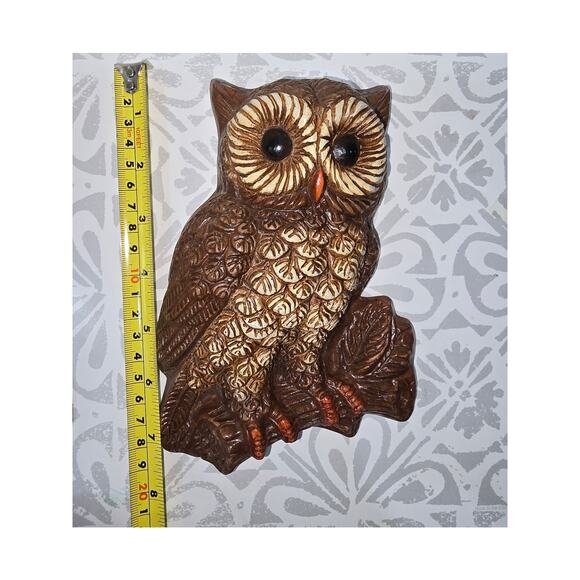 Vintage 1970s Owl Wall Plaques – Set of 2 – Retro Brown & Cream Lightweight - Picture 10 of 11